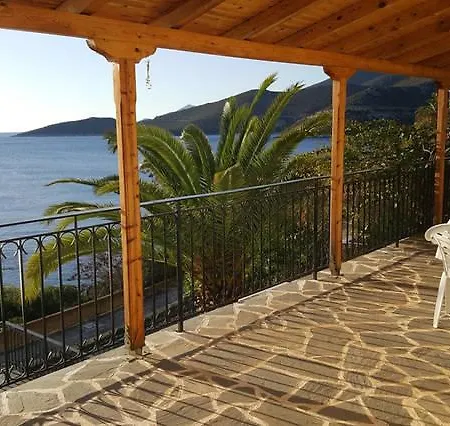 Beachfront Arkadian Village *